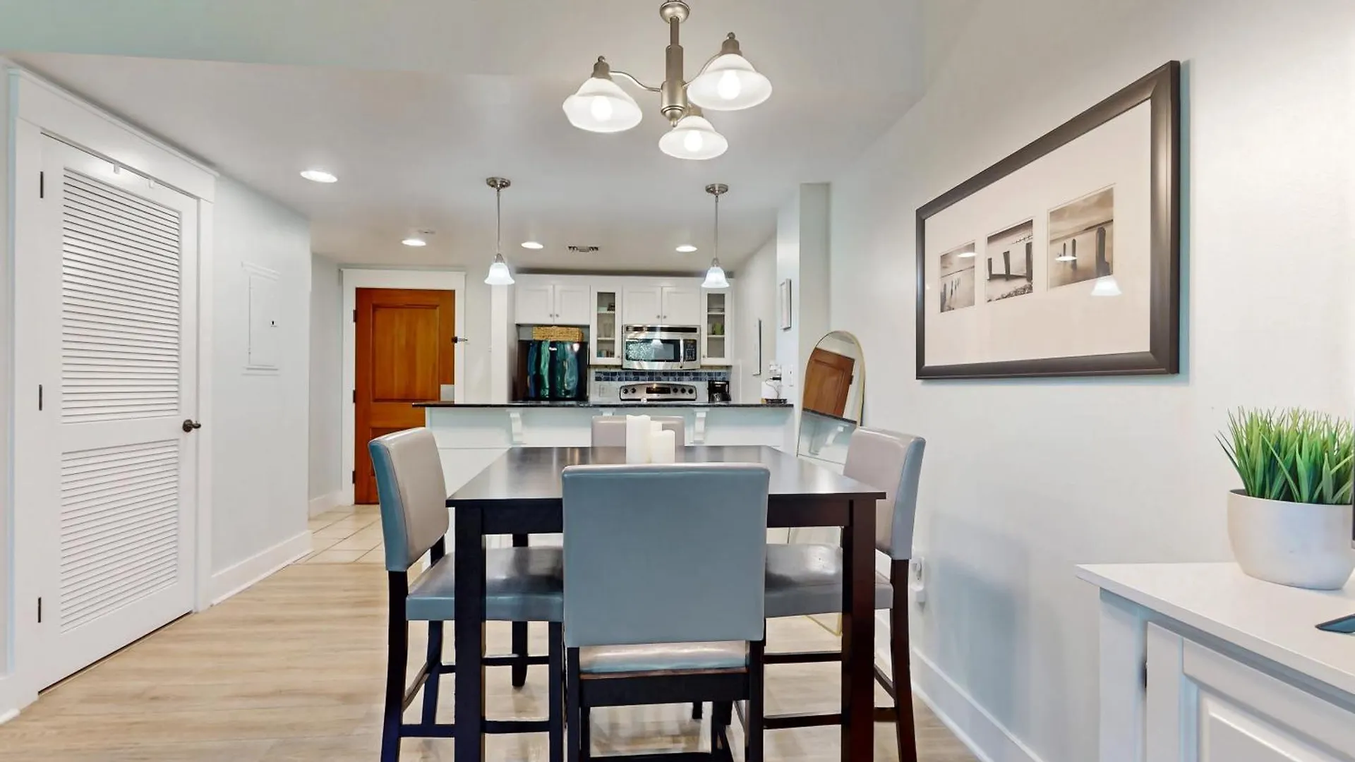 Baytowne Wharf - Observation Point North #555 Destin